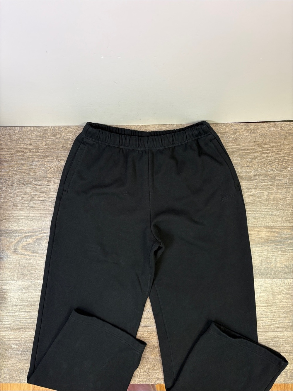SKIMS Classic Straight Leg Fleece Pants Black Size XS